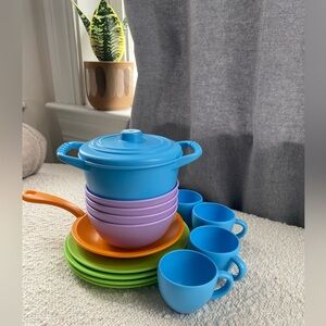 Green Toys Kitchen Cookware & Dining Set